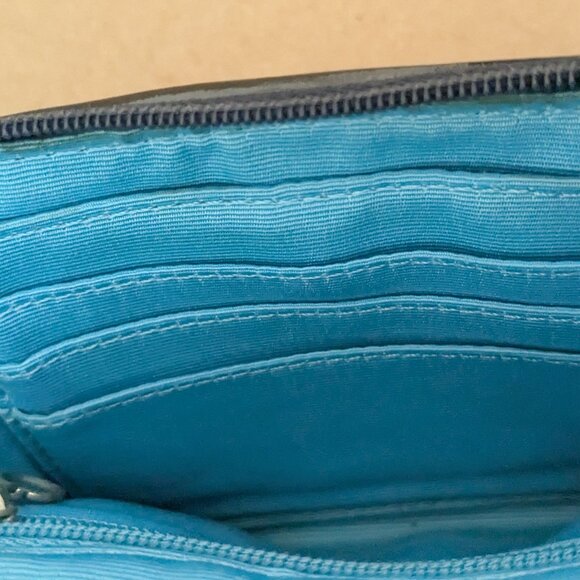 Coach Women's Blue Wristlet Wallet Corner Zip With Signature . - Picture 9 of 12